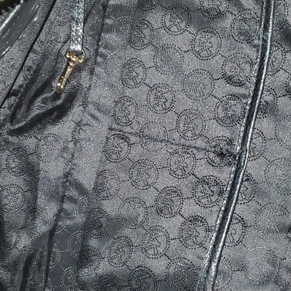 Michael Kors Gilmore large satchel bag purse Crossbody - Picture 8 of 14